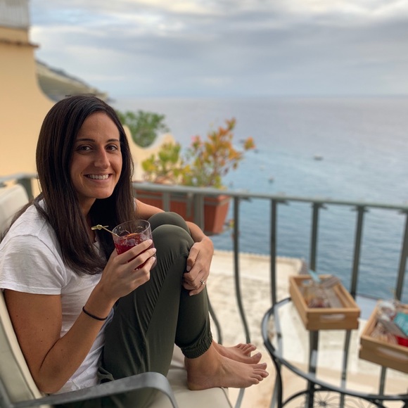 Meet your Posher, Catherine - Picture 1 of 1